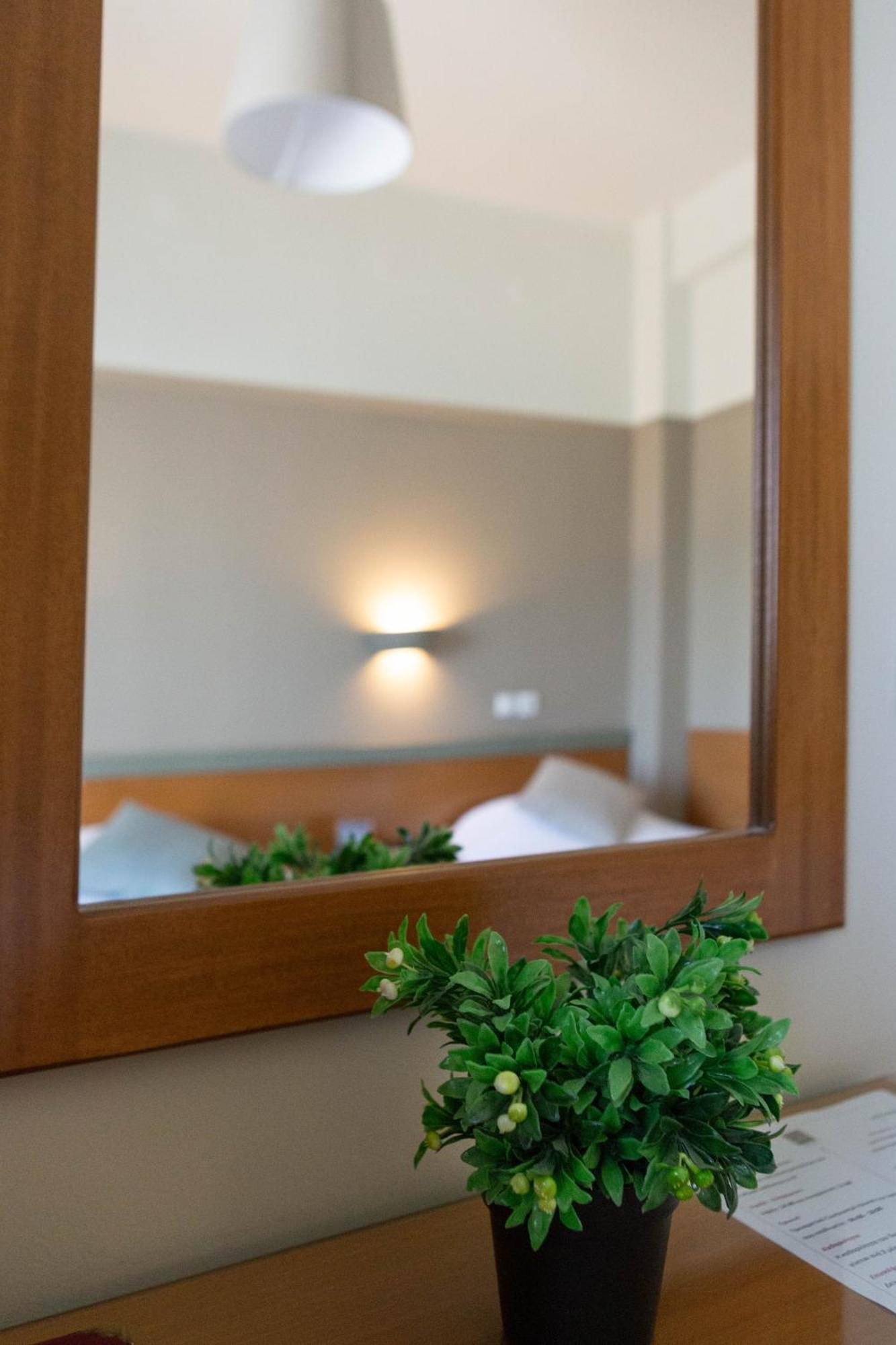 Anesis Hotel コザニ エクステリア 写真